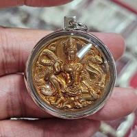 ราคา จตุคามรามเทพ รุ่นโคตรเศรษฐีปี 2549 เหรียญบาตรน้ำมนต์ขนาด 3.2 ซม. (27261986774)