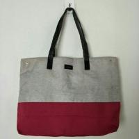 ราคา กระเป๋าสะพายข้าง calvin klein กระเป๋าผ้าแบรนด์มือสอง (4603492260)