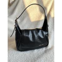ราคา Charles&Keith Hobo มือสอง (24873009699)