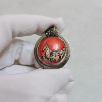 ราคา ลูกอมม้าเสพนาง ครูบาวัง วัดบ้านเด่น เนื้อผงลงสี ด้านในฝังตะกรุดหลวงพ่อท่าน เครื่องรางสายเมตตา สเน่ห์รุนแรง1ใน4สุดยอด (23442991196)