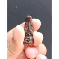 ราคา พระปิดตาเนื้อดินผสมผงโสฬส ลงรักปิดทองล่องชาด เนื้อหาเก่าๆ สภาพเดิมๆ สวยงาม ไม่ทราบที่ (20911027849)