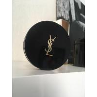 ราคา ขนาดปกติ 10 g แป้งผสมรองพื้น เนื้อดินน้ำมัน ช่วยเบลอรูขุมขน เหมือนใส่ฟิลเตอร์ Ysl fusion ink compact foundation สี B40 (51703273863)