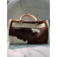 ราคา กระเป๋าหนังขนลูกวัว กระเป๋าถือ ใส่ของได้เยอะ (19981838756)