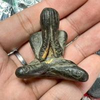 ราคา พระปิดตาพิมพ์เข่ายาว หลวงปู่เอี่ยม วัดสะพานสูง เนื้อผงมวลสาร (42169204354)