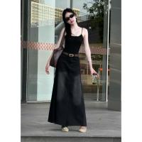 ราคา ( พร้อมส่ง ) V012 กระโปรงยีนส์ยาว สีดำ (25789578473)