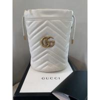 ราคา Gucci marmont bucket bag used like new อุปกรณ์ครบ22,000 (18736907518)
