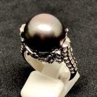 ราคา แหวนทองคำขาวฝังเพชรแท้ 84 เม็ด รวมน้ำหนัก 1 กะรัต ประดับมุกแท้ south sea สีดำ (26773876985)