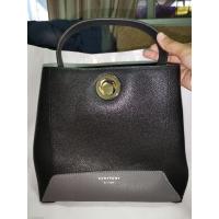 ราคา กระเป๋าสะพายสีดำ PonyPony​ ฐานยาว9.5นิ้ว​ สูง​ 8นิ้ว​ ซับในแดง​ การใช้งาน2ช่องใช้งาน (4177007687)