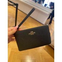 ราคา COACH Large Corner Zip Wristlet In Signature Canvas Style (1 Zip L) (20682278232)