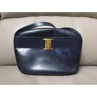 ราคา Ferragamo Crossbody <used in good condition> (5645751484)