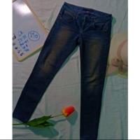 ราคา กางเกงยีนส์ขายาว กางเกงยีนส์ทรงเดฟ calvin klein ทรงสวยมาก (2136913778)