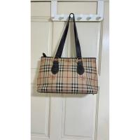 ราคา กระเป๋า Burberry ของแท้100% มือสอง‼️พร้อมส่ง เบอเบอร์รี่ (27650814455)