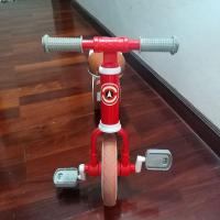 ราคา ส่งต่อ รถจักรยานขาไถ ฝึกทรงตัว ปั่นได้ 2in1 Motion Balance Bike มือสอง (9091756854)