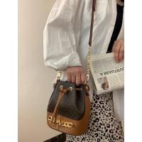 ราคา MichaelKorsCanvasMercerGalleryใส่ของได้เยอะ มาพร้อมกับถุงผ้าสวยๆถุงกระดาษครบ (21645676752)