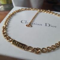 ราคา สร้อยคอ/โช้กเกอร์ ดิออร์ ของแท้ มือ2 จี้ปั๊มอักษรแบรนด์ สายโซ่ใหญ่ สีทอง Unisex สภาพสวยเหมือนใหม่ ไม่มีตำหนิ (42273246036)