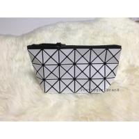ราคา Issey Miyake baobao cosmetic bag สีขาว (6272437)