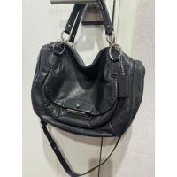 ราคา Coach Beige Leather Kristin Shoulder Bag แท้ 100% (มือสอง) (25576802541)