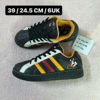 ราคา Adidas Superstar Miami Heat ของแท้ (39/24.5cm) Adidas Superstar มือสอง Adidas superstar มือสอง Adidas Samba มือสอง (25082941107)
