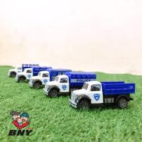 ราคา รถตำรวจ รถโมเดลเหล็ก โมเดลตำรวจ (7537323494)