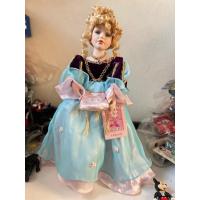 ราคา งานเก่า วินเทจ COLLECTIBLE MEMORIES CINDERELLA PORCELAIN DOLL 15" (45102248930)