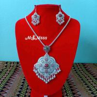 ราคา ชุดเซ็ทสร้อยคอพร้อมต่างหู สร้อยคอเครื่องประดับชุดไทย สร้อยคอพร้อมต่างหู (21239567991)