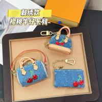 ราคา L * ใหม่ Denim Denim Cherry mini กระเป๋าใส่เหรียญจี้ Takashi Murakami Series (41377392151)