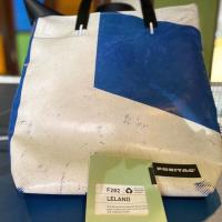 ราคา Freitag f202 leland มือสอง สภาพดี ซื้อจากช็อปที่สวิส สภาพ95% (7716492607)