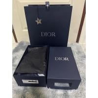 ราคา ชุดกล่องรองเท้าดิออ/Diorพร้อมถุงกระดาษมือสอง (22184879053)
