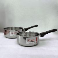 ราคา (ตราพระอาทิตย์) หม้อด้ามญี่ปุ่น หม้อโจ๊ก เนื้อสแตนเลส ขนาด 16/18 ซม. (29633917733)