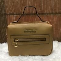 ราคา กระเป๋าสะพายแฟชั่น นำเข้า หนังนิ่มทรงกล่อง สีครีมเบจ (2303971906)