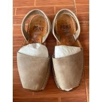 ราคา รองเท้ารัดส้นสเปนมือ2ของแท้ (55102235503)