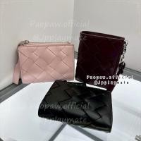 ราคา กระเป๋าสตางค์ Charles & Keith รุ่น Ivette Woven Top-Zip Small Wallet : CK6-10681212 แท้จากชอป (24947314030)