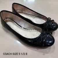 ราคา รองเท้าหนังแก้ว COACH แท้100% สีดำ สวยหรู ด้านนอกใหม่มากๆ ด้านในมีรอยจุดแต่ไม่เปื้อน ไม่ลอกหลุดนะคะ ไซส์ 5 1/2B,36 (24337869762)