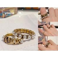ราคา ของแท้ 100% ต้นฉบับใหม่ DIOR JADIOR ตัวอักษร / มุก 2 ใน 1 แหวนแฟชั่น (17096243640)
