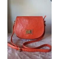 ราคา กระเป๋า Vincis Bench แท้ หนัง สีส้ม มือสอง (11707705467)