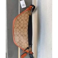 ราคา Coach คาดอก 13" (ใหญ่) มือ 1 แท้ 100% (3717311037)