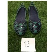 ราคา รองเท้า crocs เด็ก ของแท้ มือสอง สภาพดี (2248321243)