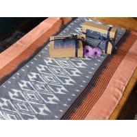 ราคา ผ้าคลุมไหล่ย้อมคราม ผ้าครามสกลนคร ผ้าคราม ของขวัญ ของชำร่วยเนื่องในโอกาสต่างๆ (5153323731)