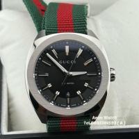 ราคา Gucci GG2570 Quartz Black Dial Green & Red Nylon Strap Watch For Men - YA142305 (43775848156)