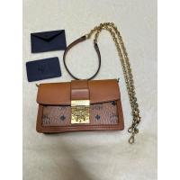 ราคา กระเป๋าสะพายข้างMCMแท้100% (24300788811)