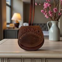 ราคา แบรนด์แท้มือสองนำเข้าสภาพสวย กระเป๋าสะพายหนังแท้ หนังนูบัค GREYLINE แบรนด์แท้มือสองนำเข้าสภาพสวย (49653460660)