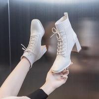 ราคา **ส่งจากไทย**Hot sale！รองเท้าบูทผู้หญิง รองเท้าบูทสั้น ส้นหนา บวกกำมะหยี่ ส้นสูง ถุงเท้าสีขาว ดูบาง (14315796627)