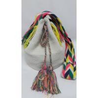 ราคา กระเป๋า วายู wayuu แท้ (4453789744)
