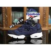 ราคา รองเท้าลำลอง Reebok Pump Size 37.5 ของแท้ มือสอง (8406161363)