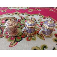 ราคา แก้วน้ำเบญจรงค์หูช้างพร้อมกล่องกระดาษลายไทย (21563003068)