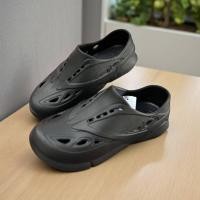 ราคา gambol รองเท้าหุ้มส้นผู้ชาย ยี่ห้อ แกรมโบล รุ่น 42226 (40-44) (24546563320)