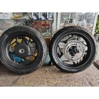 ราคา ล้อแม็คติดรถแท้ PCX1602021(แท้ศูนย์มือสอง) สภาพใหม่ได้พร้อมจานเบรคหน้าแท้ติดรถ (12106606092)