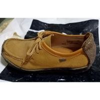 ราคา รองเท้าClarks มือสอง (2641434907)