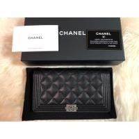 ราคา New Chanel Boy Wallet Caviar สีดำ (780405744)