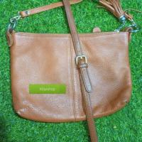 ราคา กระเป๋าแฟชั่นหนังช้างแท้ มือสอง สภาพใหม่มากค่ะ (5821284807)